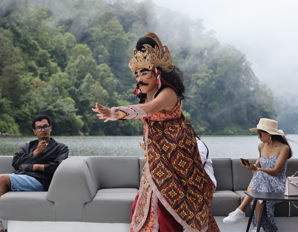 the tale of balingkang, royal songan cruise