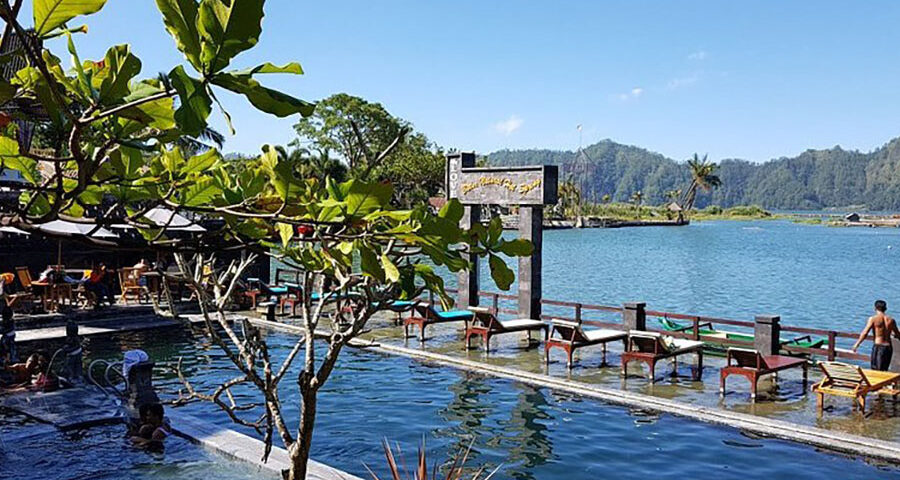 batur natural hot spring